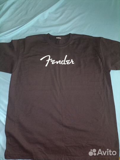 Футболка Fender