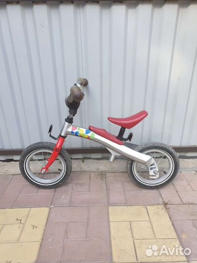 Беговел Rennard 12