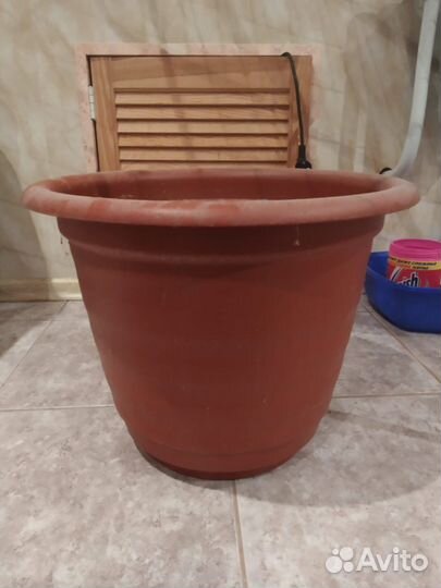 Большой горшок