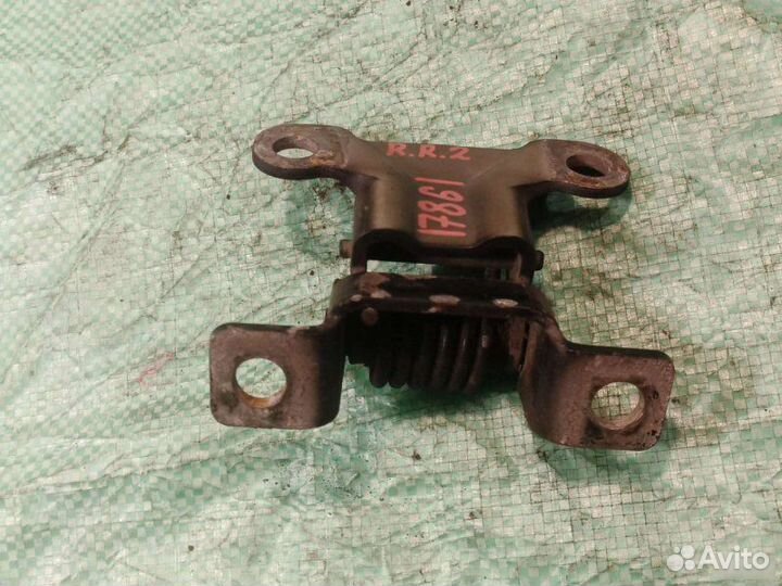 Петля откидного борта Land Rover Range Rover 2