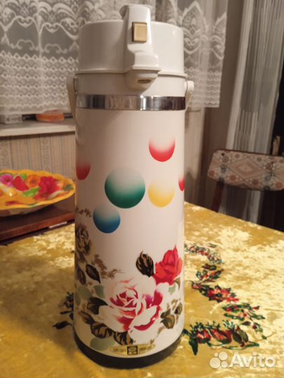 Термос с помпой