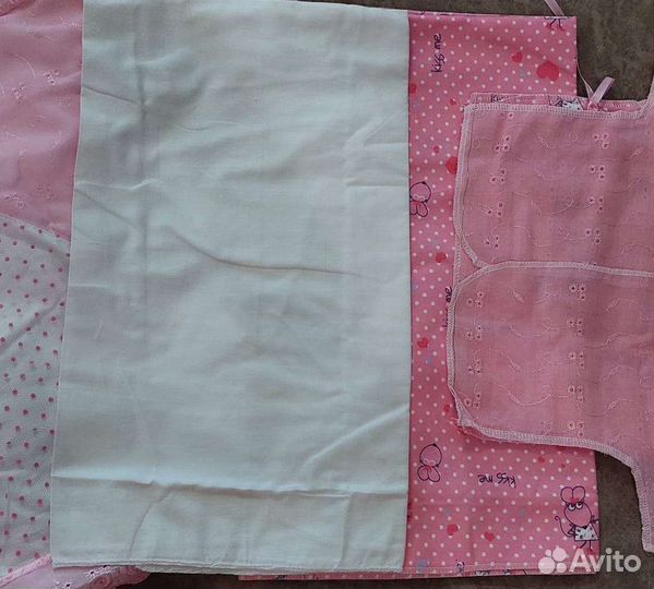 Комплект на выписку для девочки новый