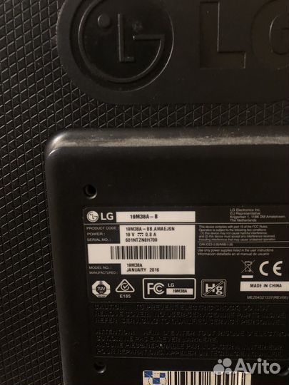 Монитор LG 19M38A