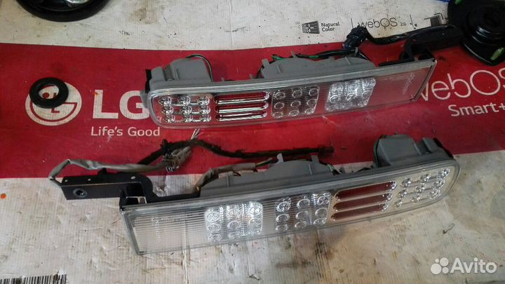 Стоп сигнал ниссан куб Z11