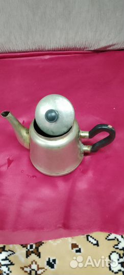 Чайник заварочный и конфетница