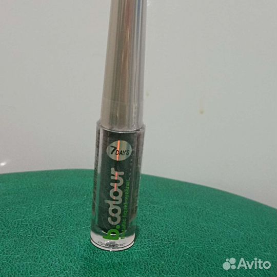 Жидкая подводка с эффектом металлик 7days b.colour