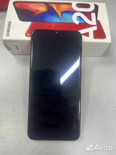 Samsung Galaxy A20, 3/32 ГБ