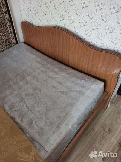 Кровать двухспальная