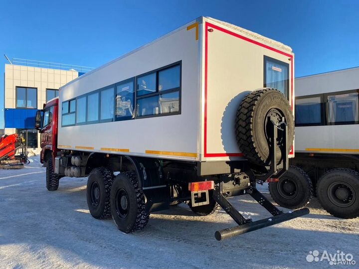 Shacman (Shaanxi) SX32586V385, 2024