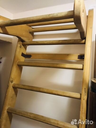 Лестница деревянная для спорта