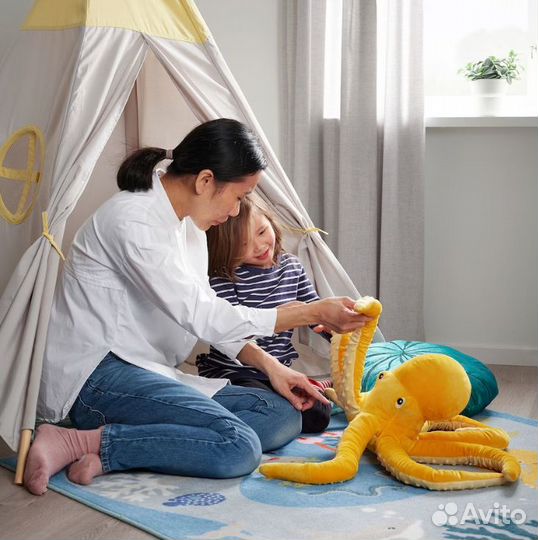 Икеа Blavingad игрушка осьминог 50 см желтый