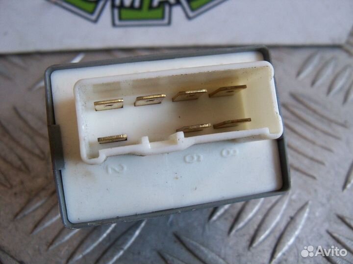 Реле топливного насоса Honda HR-V 3D 1.6 1999г