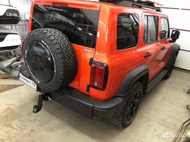 Фаркоп Танк 300 легкосъемный квадрат 2,5т