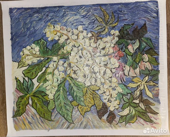 Ветви цветущего каштана