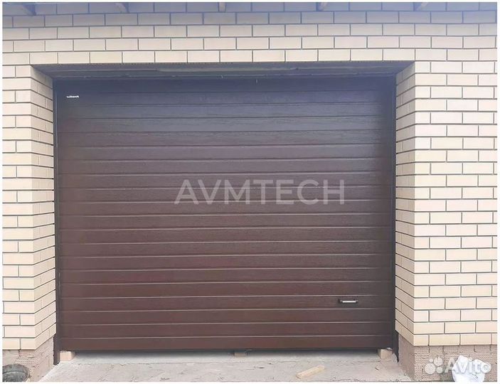 Секционные ворота для гаража