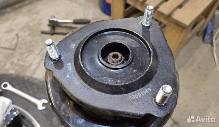 Замена опорного подшипника MB G-Класс I 1979-09