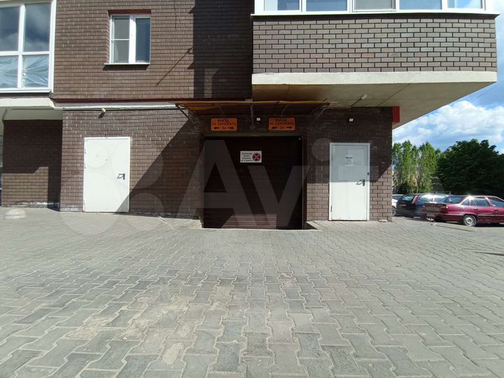 Машиноместо, 15 м²