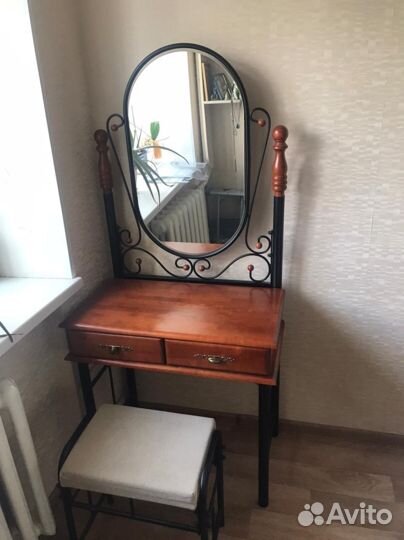 Туалетный столик с банкеткой Орматек