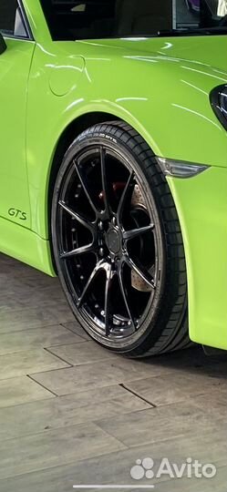 Кованые диски Beneventi с резиной nokian от Porshe