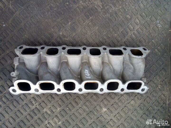 Коллектор впускной Audi A8 D3