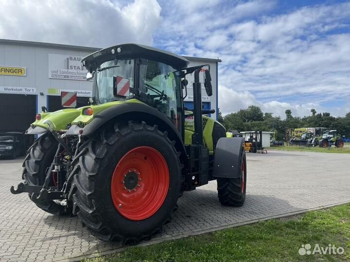 Трактор Claas AXION 830, 2022