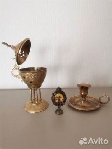 Кадило, подсвечник, картина из камня