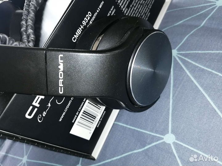 Беспроводные наушники crown