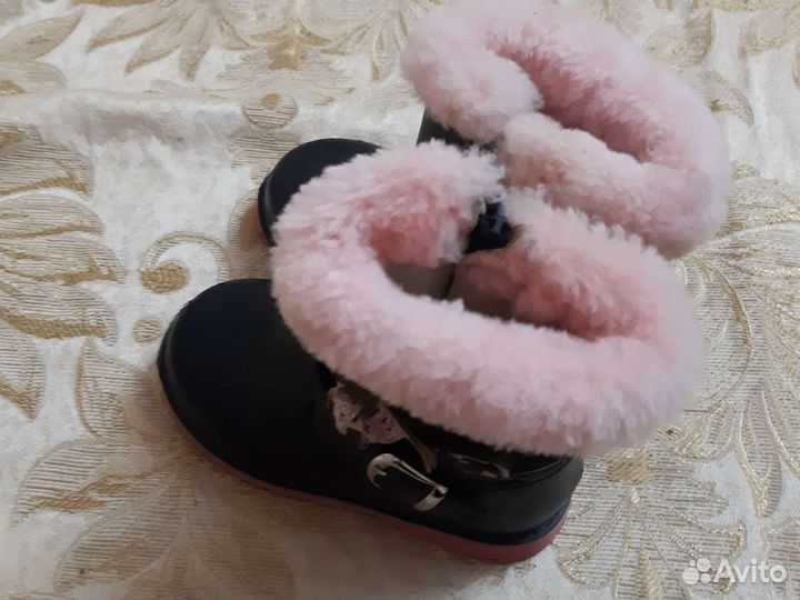 Сапожки для девочки