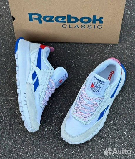 Reebok classic бело-синие разм. 41