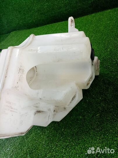 Бачок омывателя Volvo Xc90