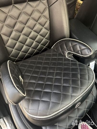 Автокресло бустер 22-36кг