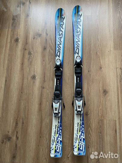 Горные лыжи и ботинки