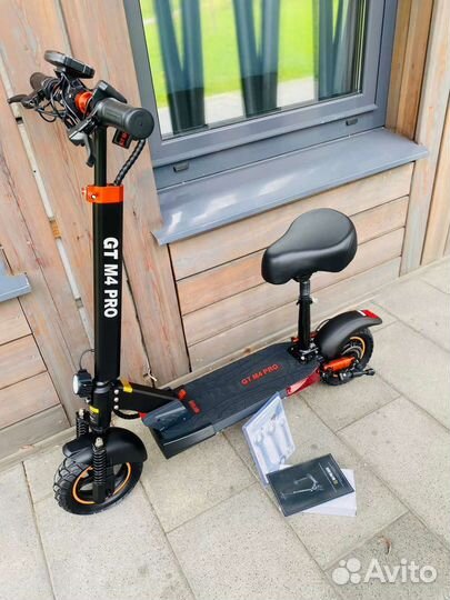 Электросамокат GT M4 pro с Аквозащитой