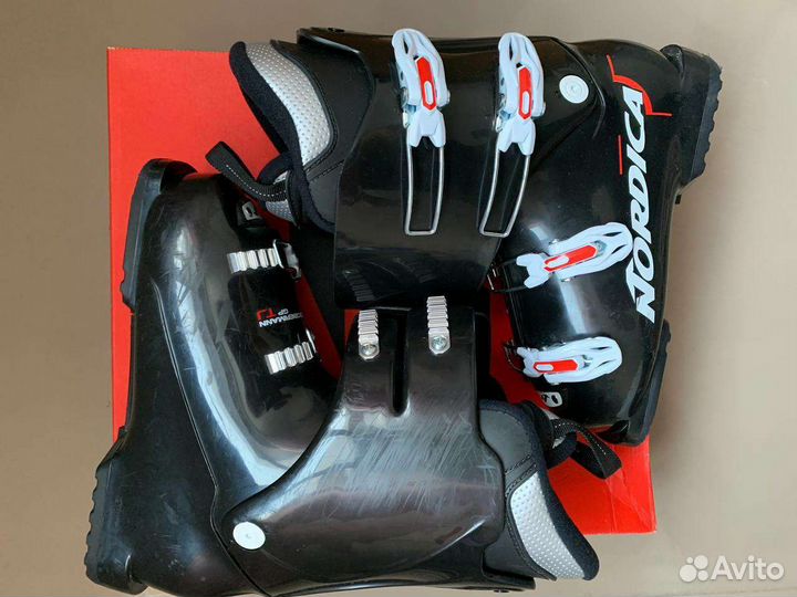 Nordica Dobermann GP TJ горнолыжные ботинки