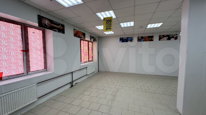 Торговая площадь, 55 м²