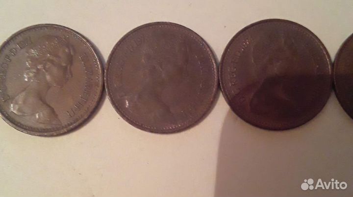 Монеты 1/2 пенни