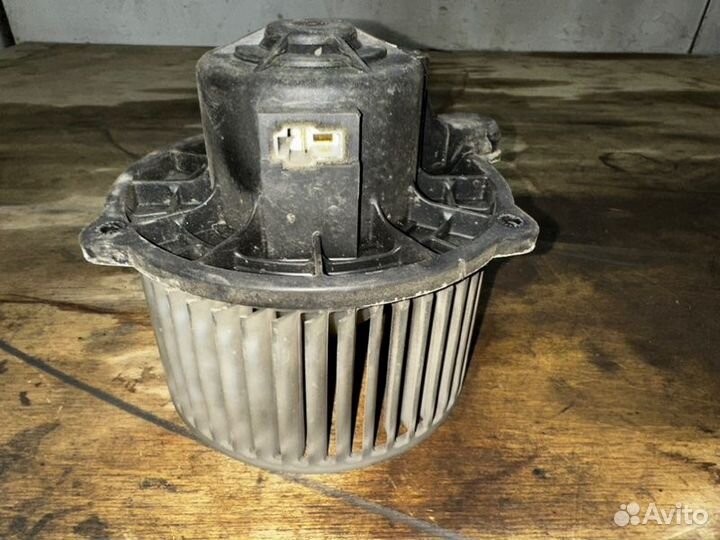 Моторчик печки Hyundai Accent 2 поколение (LC) 1.5