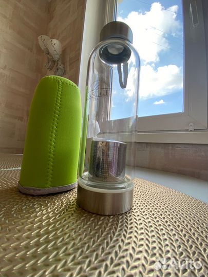 Стеклянная бутылка basilur