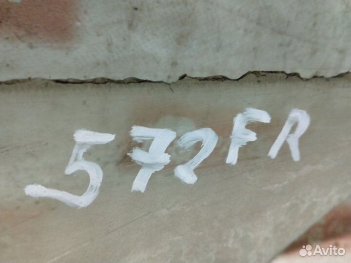 Стекло двери переднее правое Kia Rio JB G4EE 2010