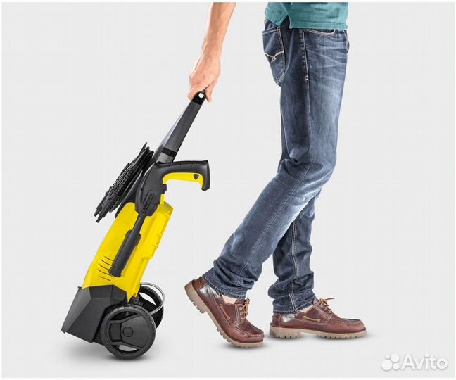 Мойка высокого давления Karcher K3 (новая )