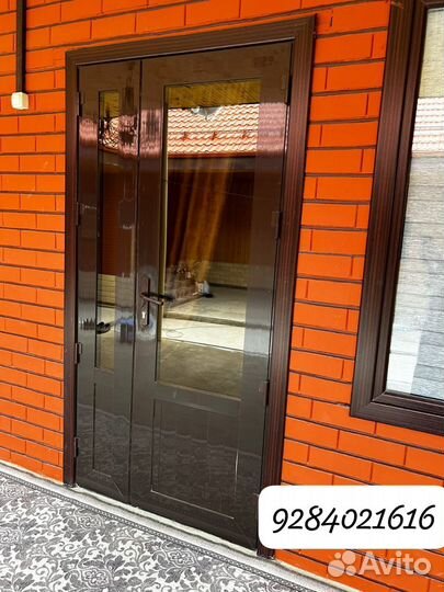 Дверь входная алюминиевая бу