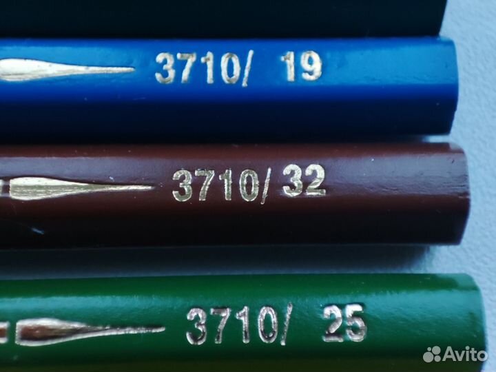 Карандаши акварельные Koh-i-noor Mondeluz и Deli