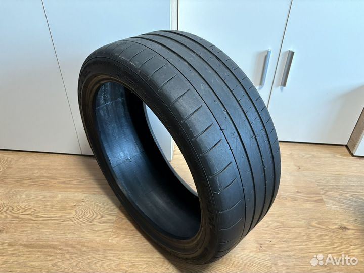 Michelin Pilot Super Sport 225/40 R18