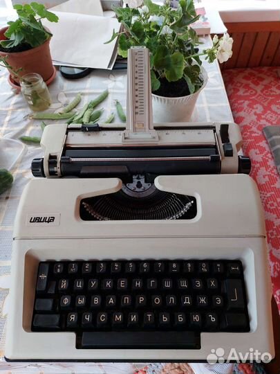 Пишущая машина 