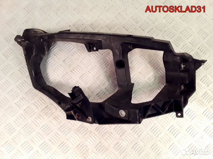 Панель передняя правая Mitsubishi Colt Z3 MN105060