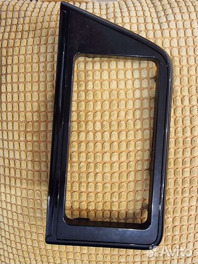 Рамка магнитолы toyota sienta 2018