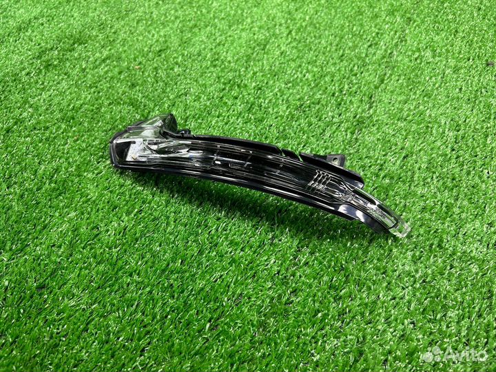 Повторитель в зеркало левый Audi A6 C7 4G5949101A