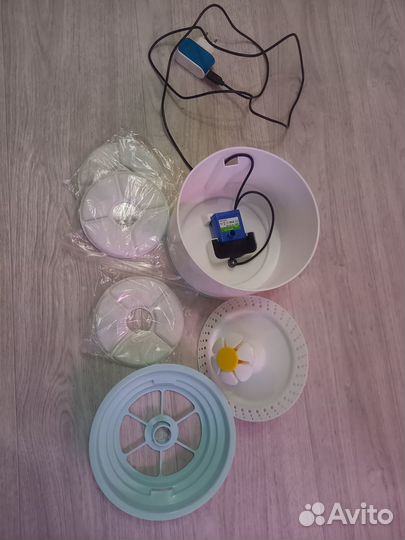 Фонтан поилка для кошек