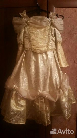 Костюм праздничный