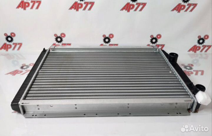 Радиатор охлаждения УАЗ Патриот 31631301010